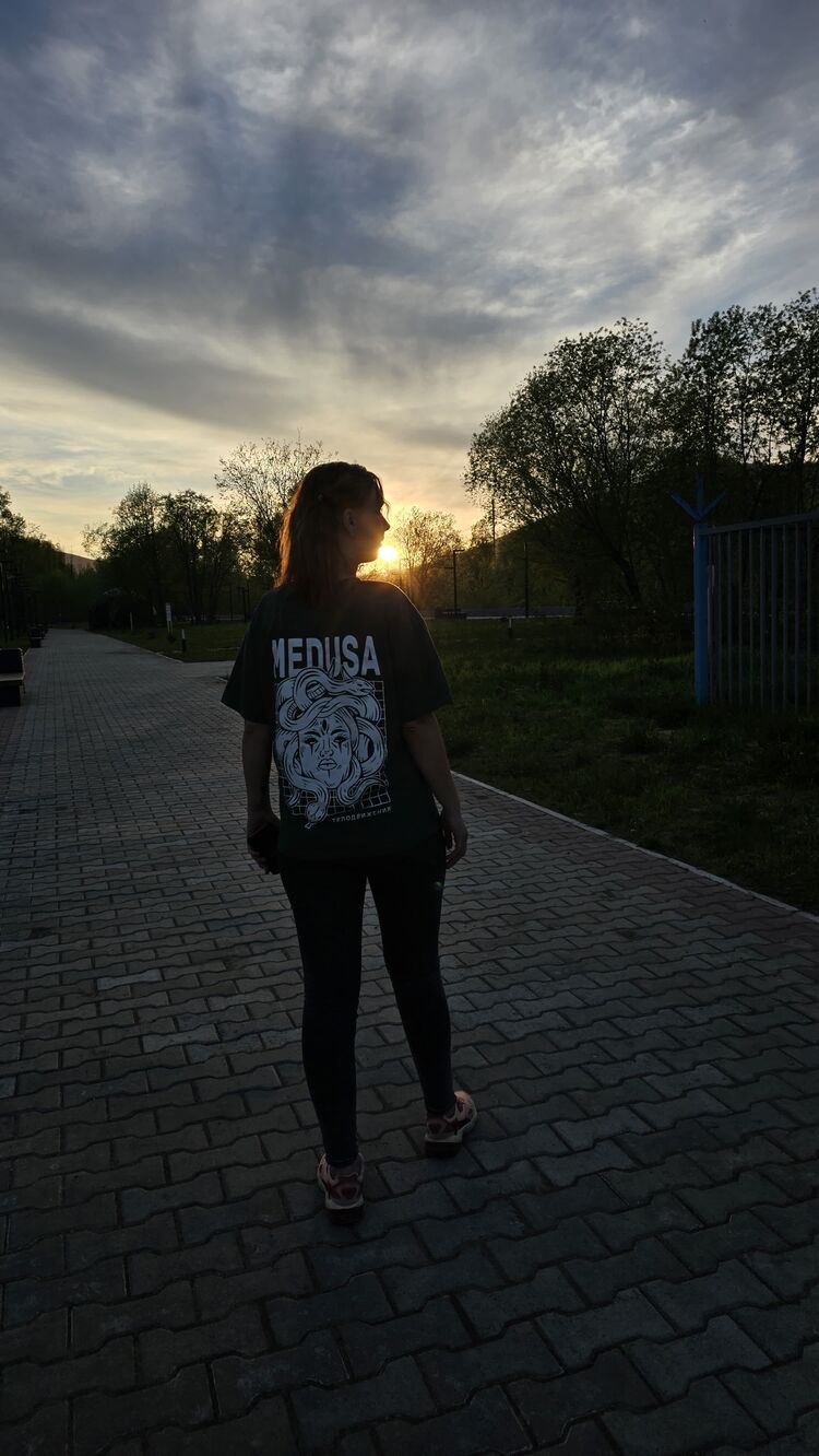  ,   Svetlana, 32 ,     