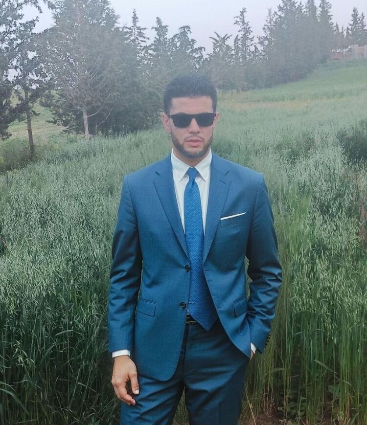 ���������� ������, ���� ������� Abdelmalek, 33 ����, ������������ ��� ������, ����� � ���������, c�������� ���������