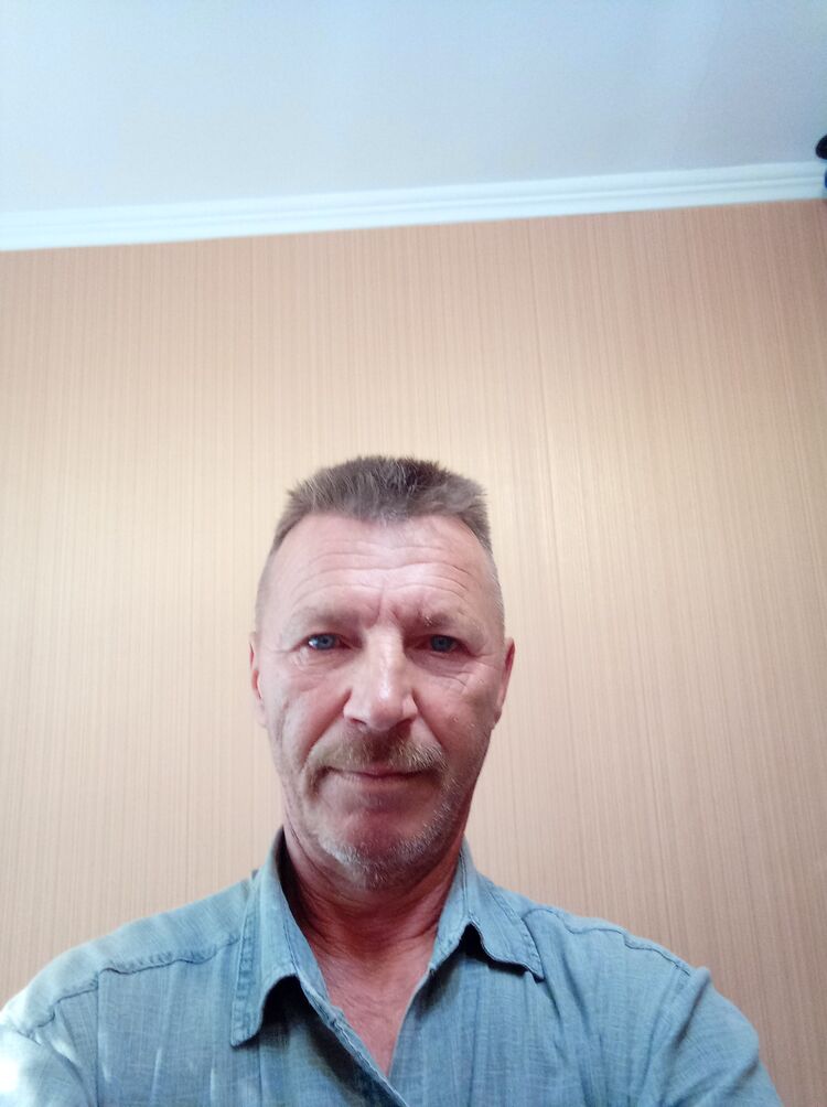  44304856  , 59 ,    