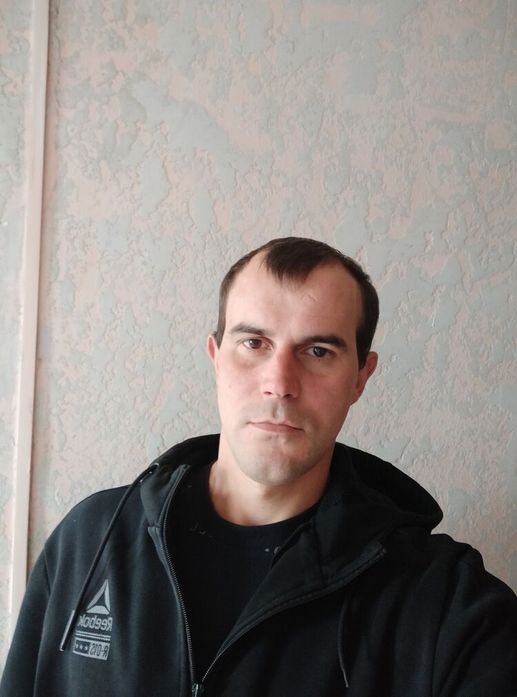  39571086  , 33 ,     