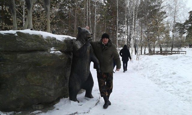  16047676  Viktor, 53 ,    