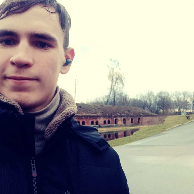  ,   Anton, 22 ,   ,   