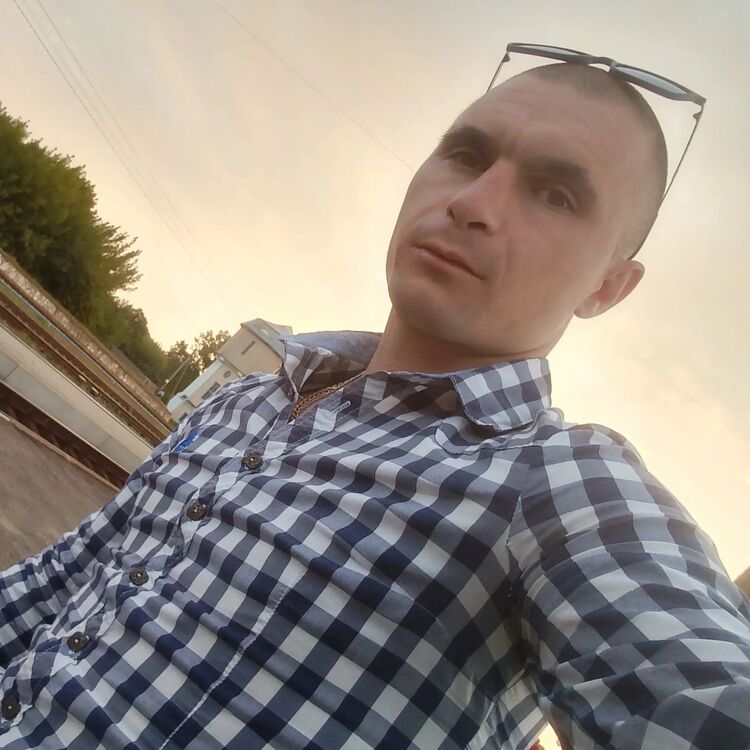  53746476  , 25 ,    