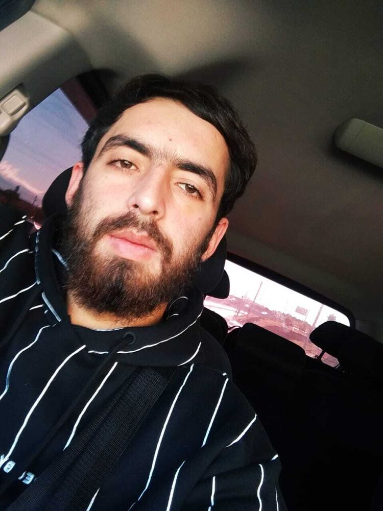  27493316  Maqs, 29 ,    