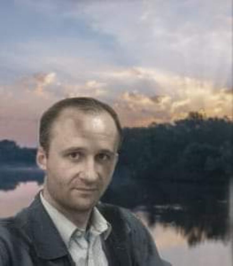  28690366  Aleksey, 38 ,    Praha