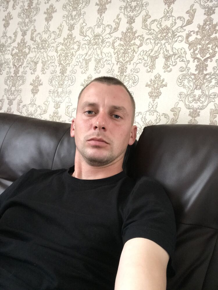  52755956  , 32 ,    