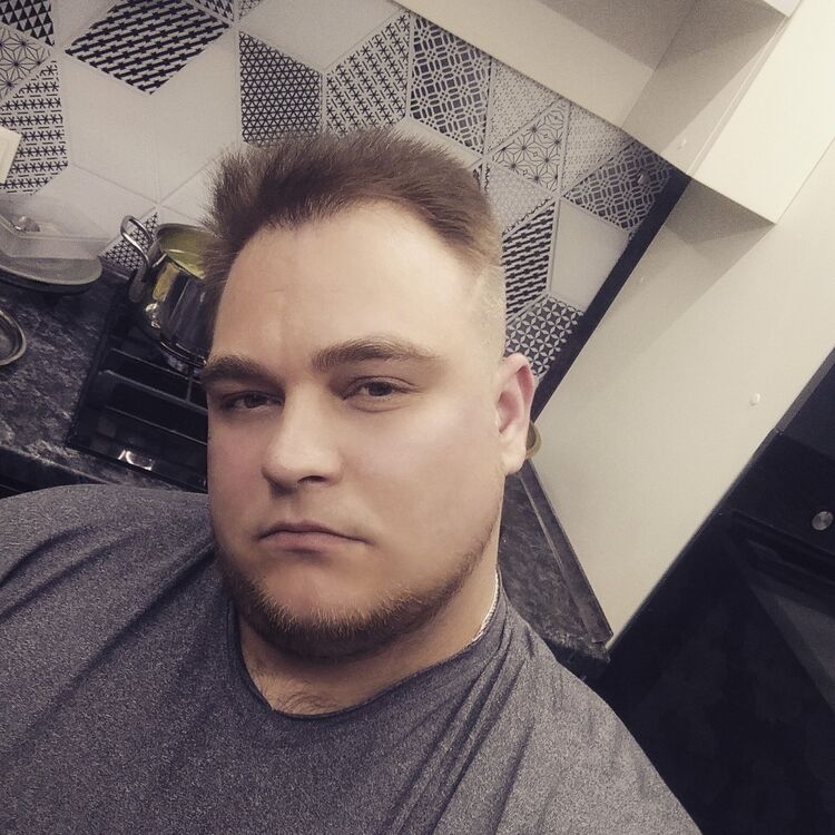  23063056  Nikola, 33 ,    