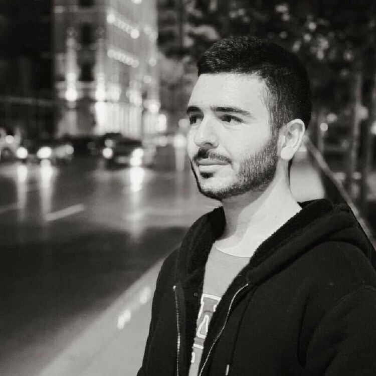  20533456  Cameron, 29 ,    