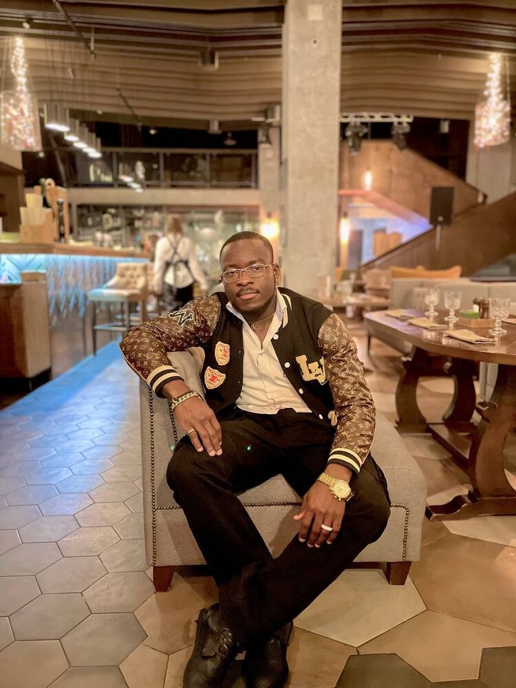  53528606  Samuel, 31 ,    --