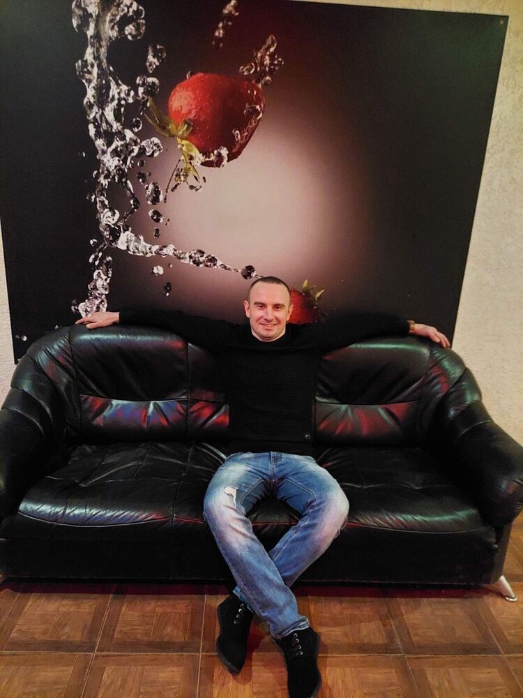  ,   Kirill, 35 ,   ,   