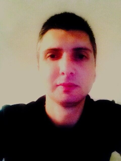  7836536  Eric, 35 ,    