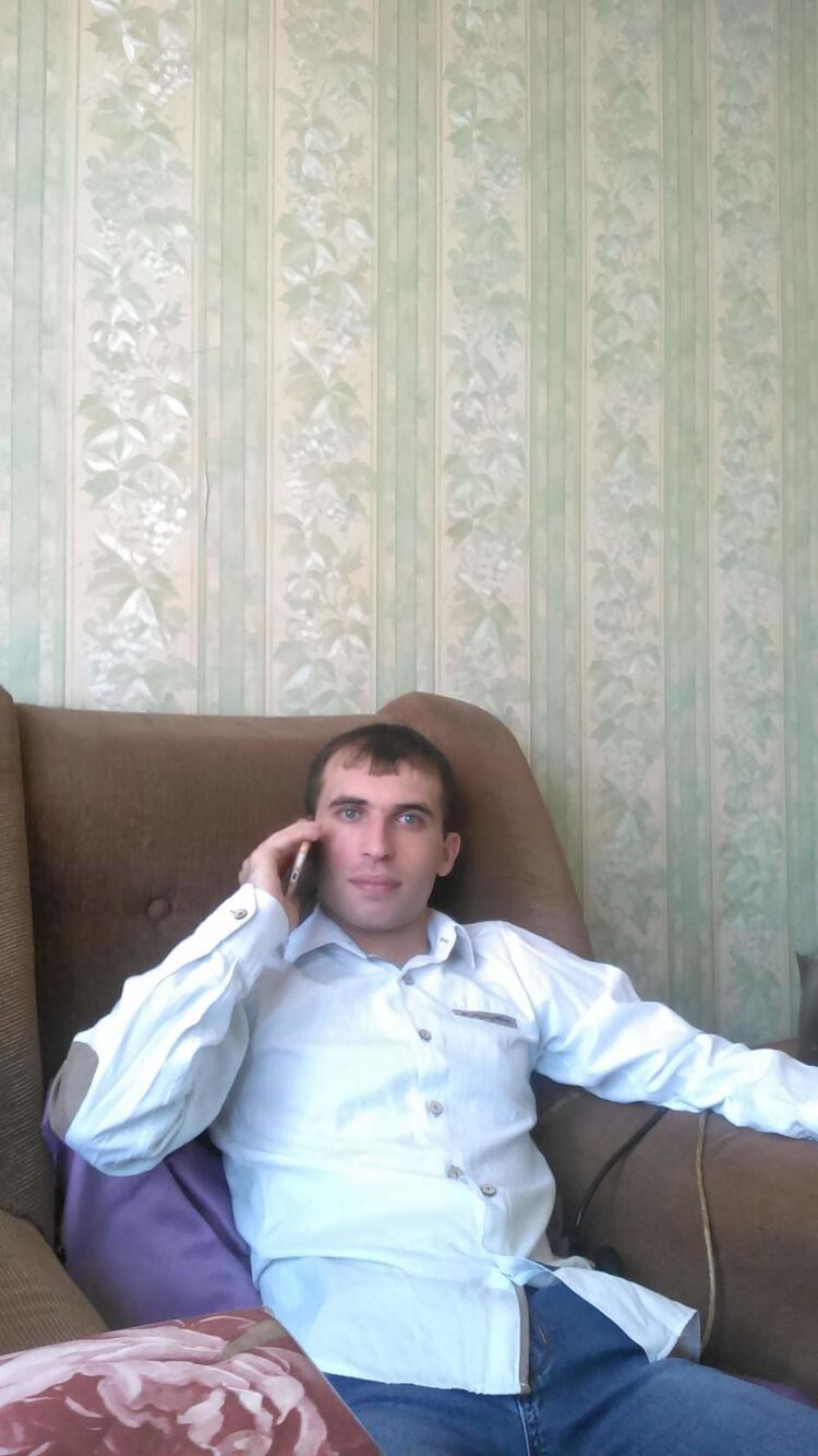  40950016  , 37 ,     