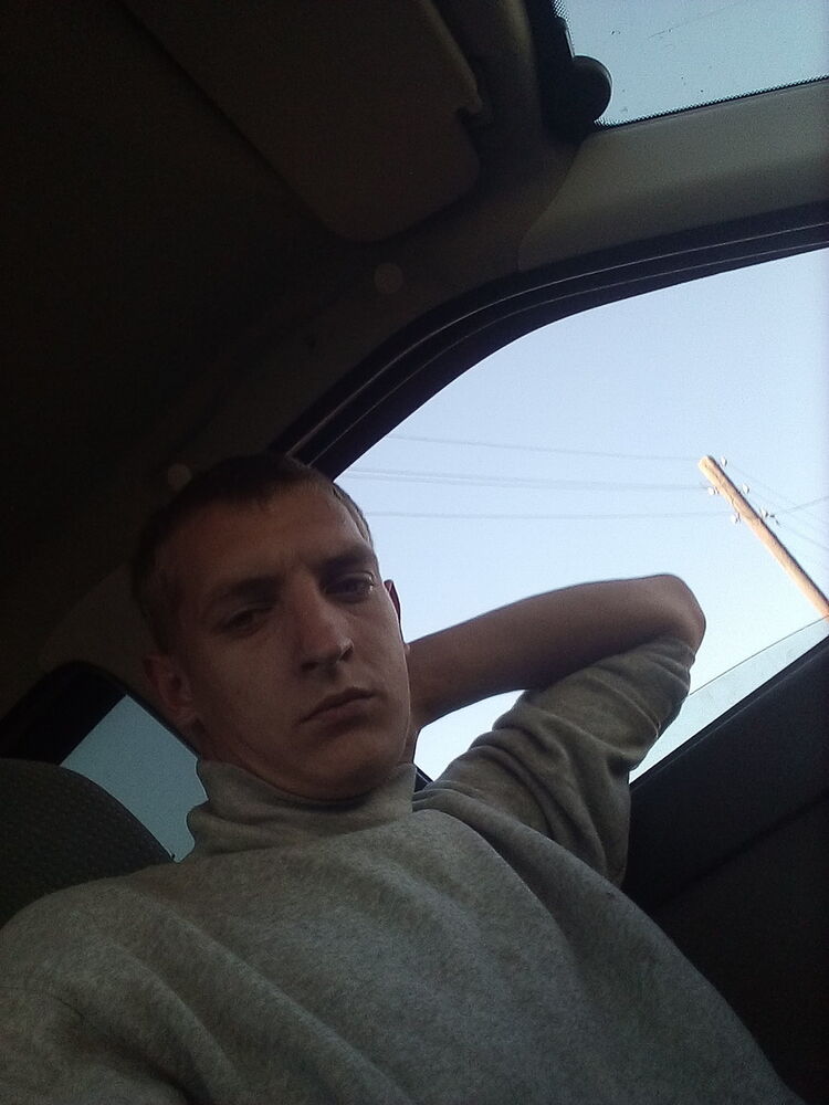  17864406  Denis, 28 ,    