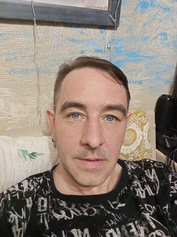 44803866  MrMaximuz, 47 ,    
