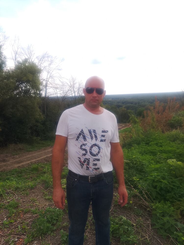  46653826  , 42 ,    