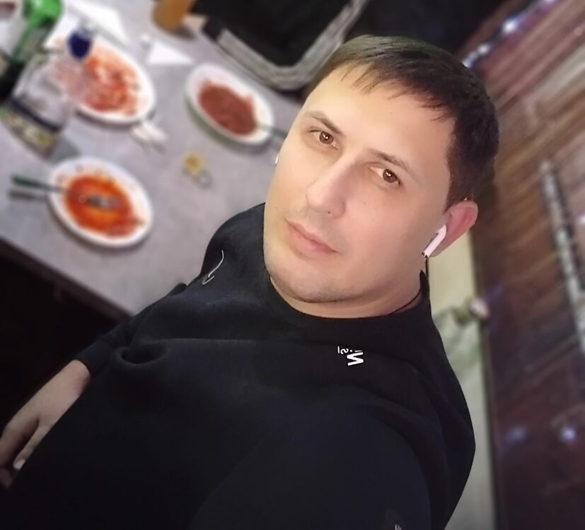  53741276  Artur, 34 ,    