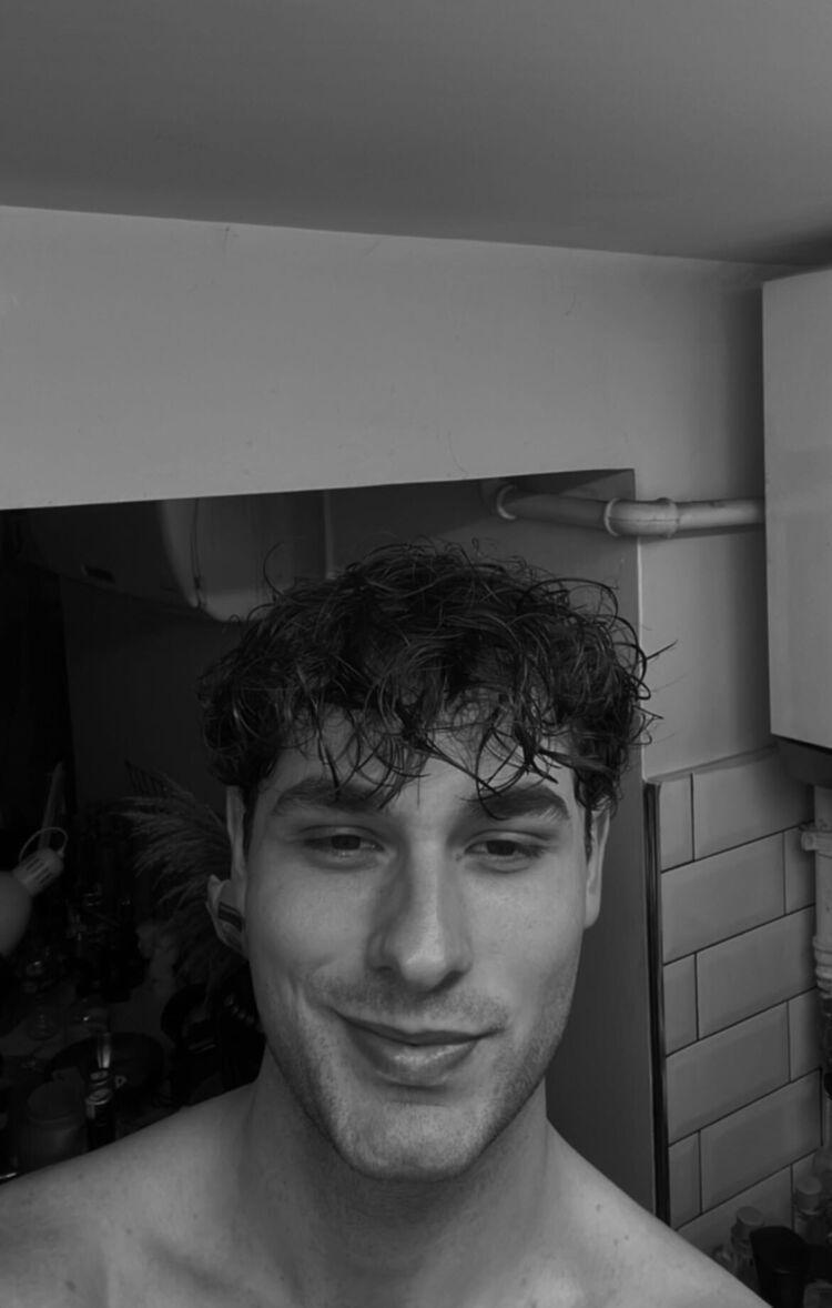  ,   Alper, 29 ,   ,   