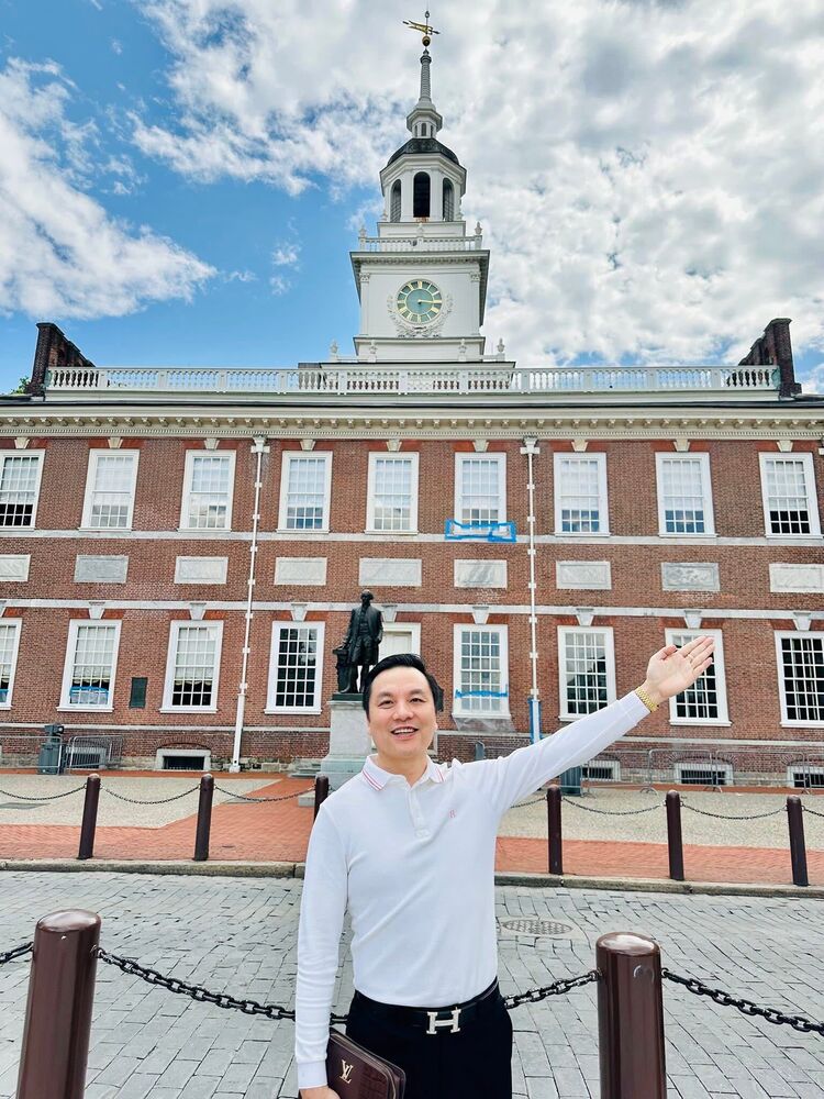  54431896  Leonardo, 43 ,    -