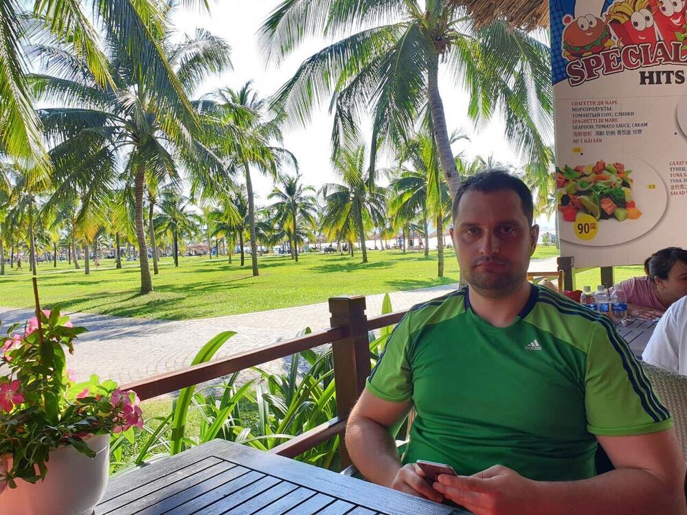  ,   Aleks, 37 ,   ,   , c 