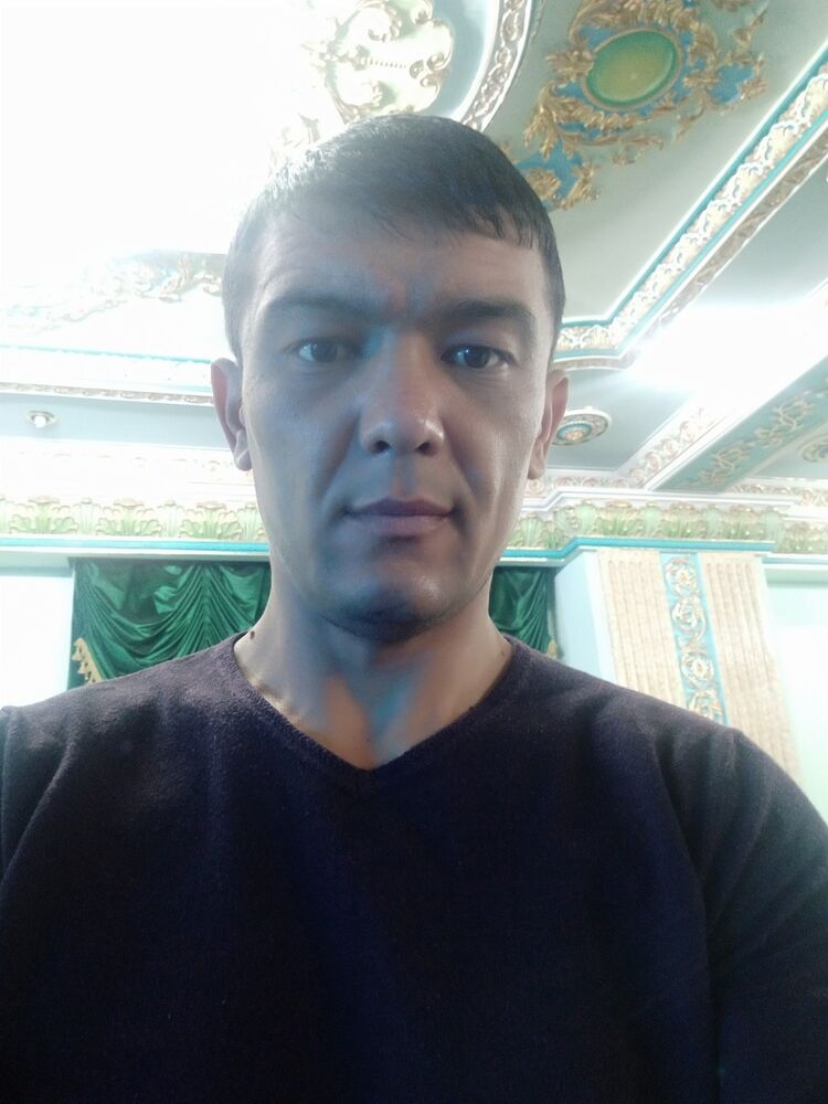  ,   Akrom, 39 ,   ,   , c , 