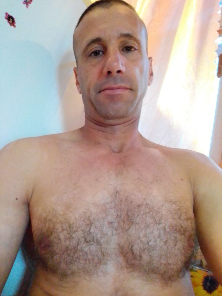  22897356  , 44 ,    