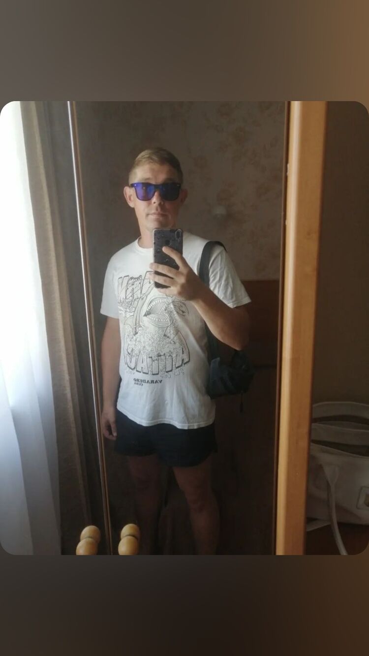  43528846  , 35 ,    