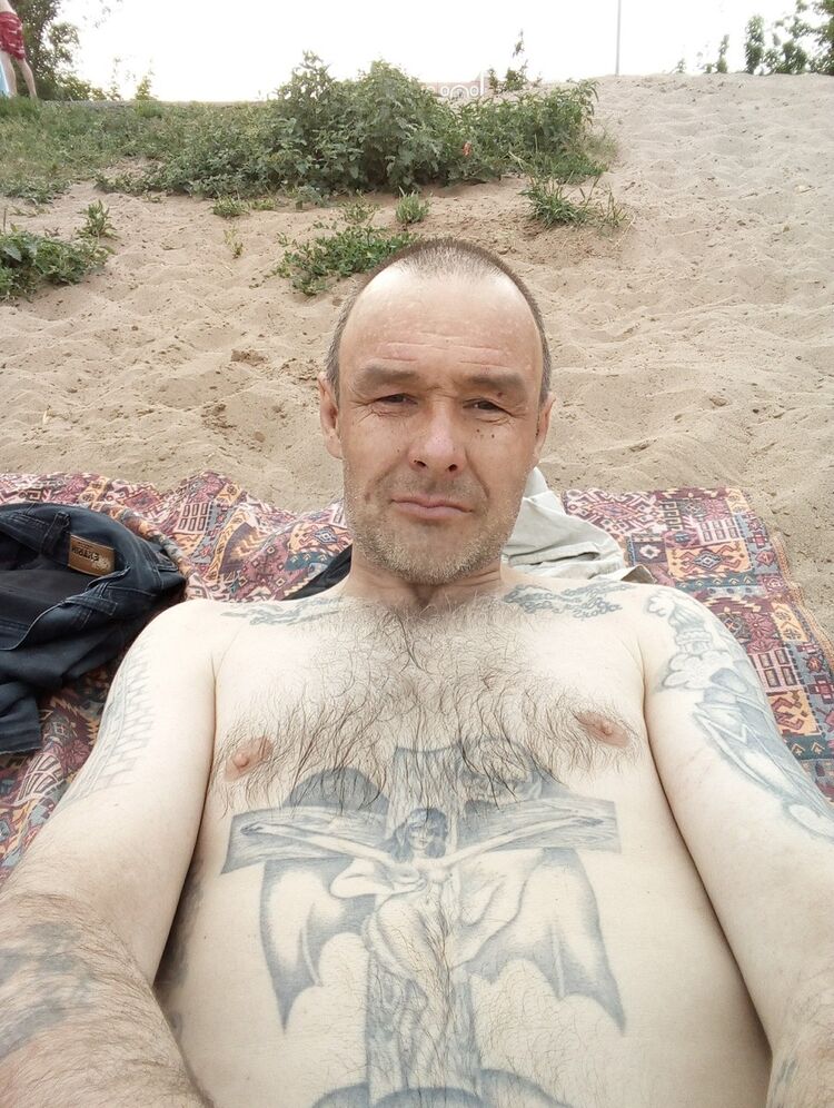  ,   Ohoho, 52 ,   
