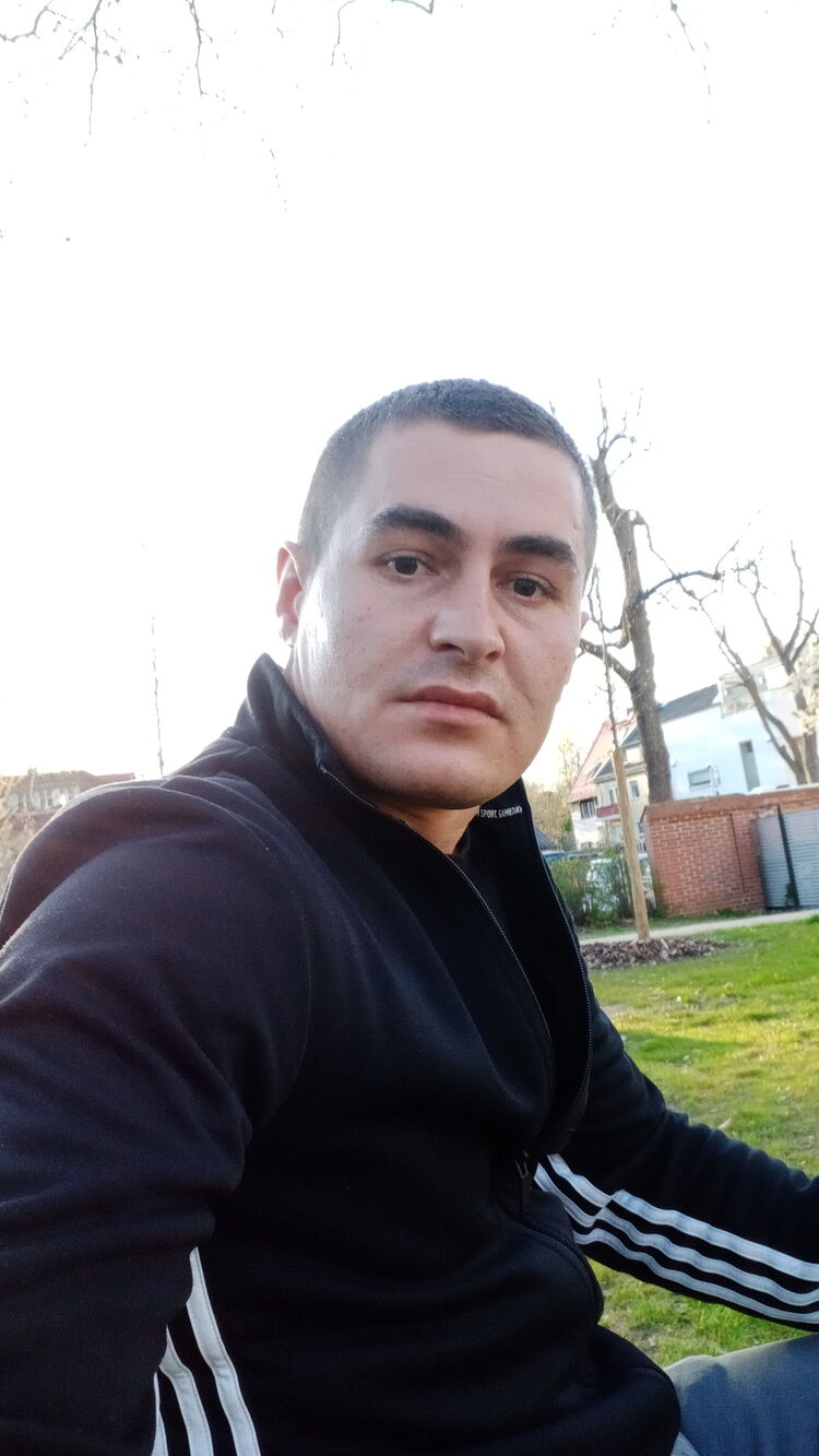  ,   Pavel, 36 ,   ,   , c , 