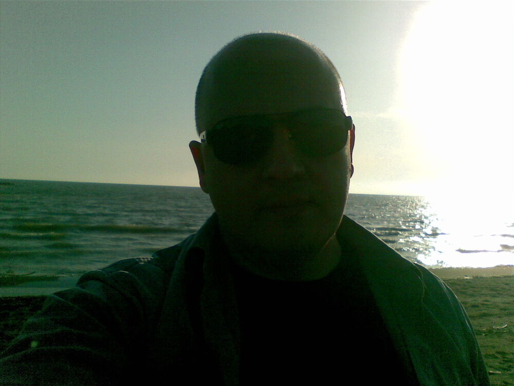 5645236  Erik, 53 ,    