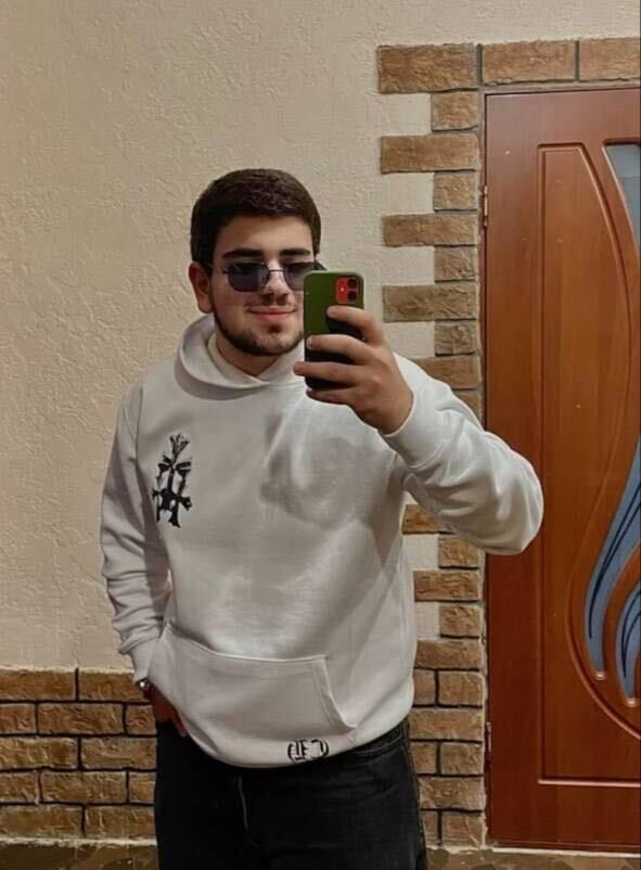  49460996  , 22 ,     