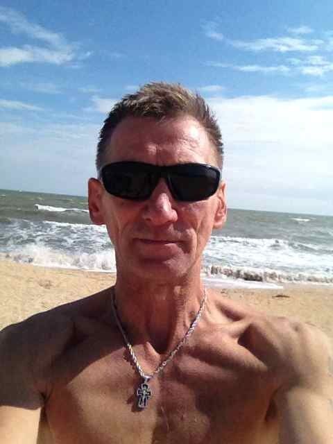  16966646  Oleg, 58 ,    