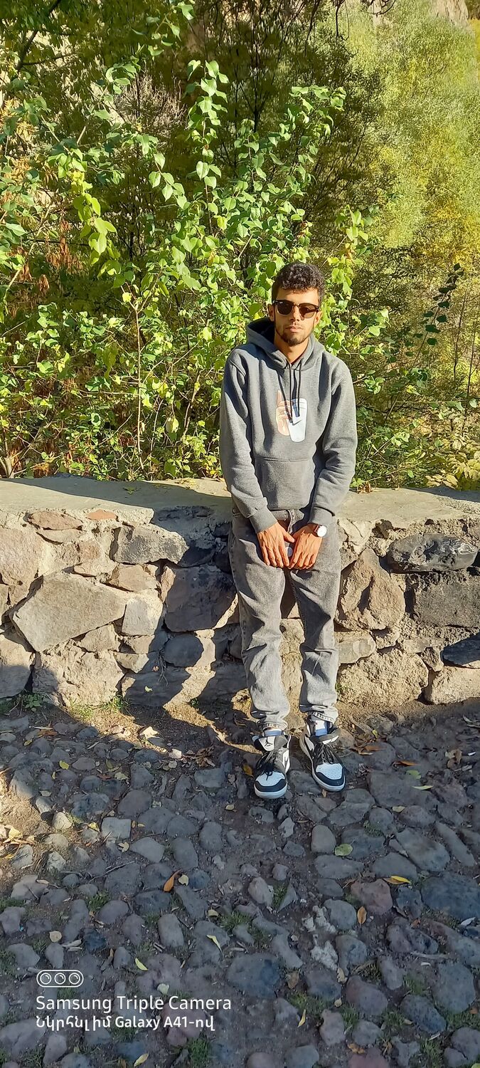  31798706  Abraham, 24 ,    