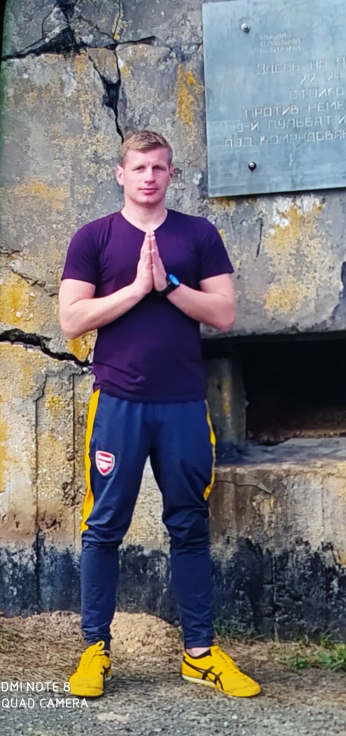  22911406  Vladimir, 40 ,    