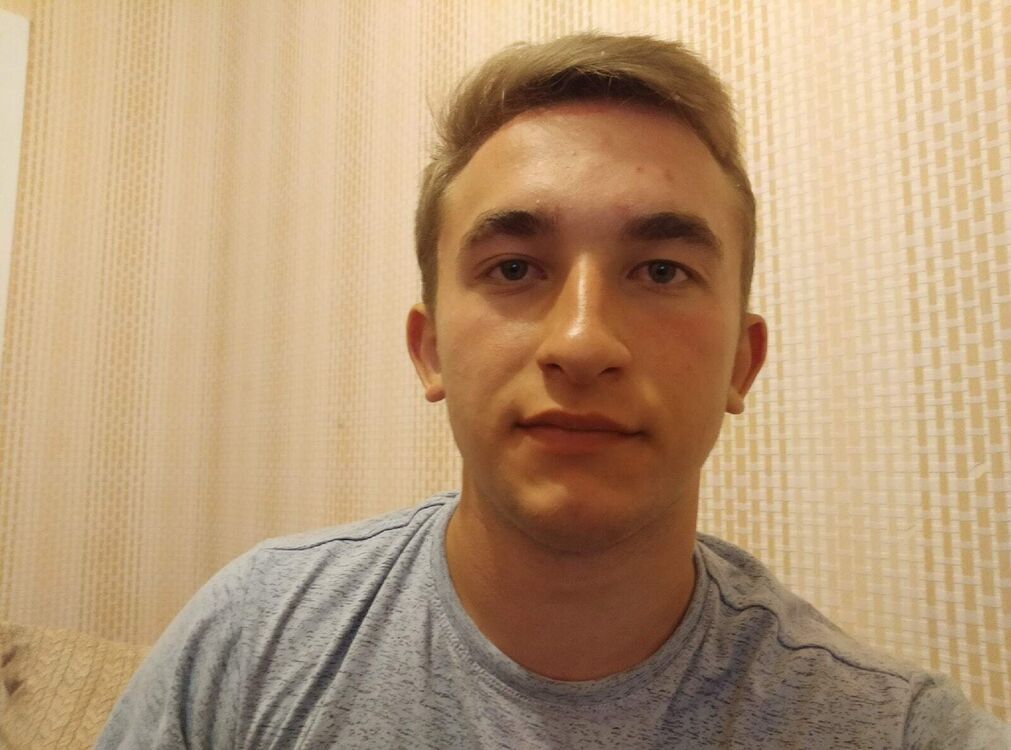  29841606  Alex, 24 ,    