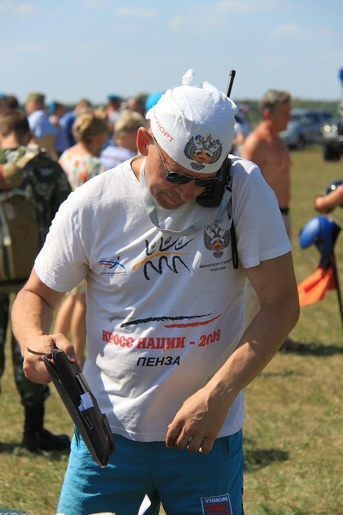  18699176  Vadim, 48 ,    