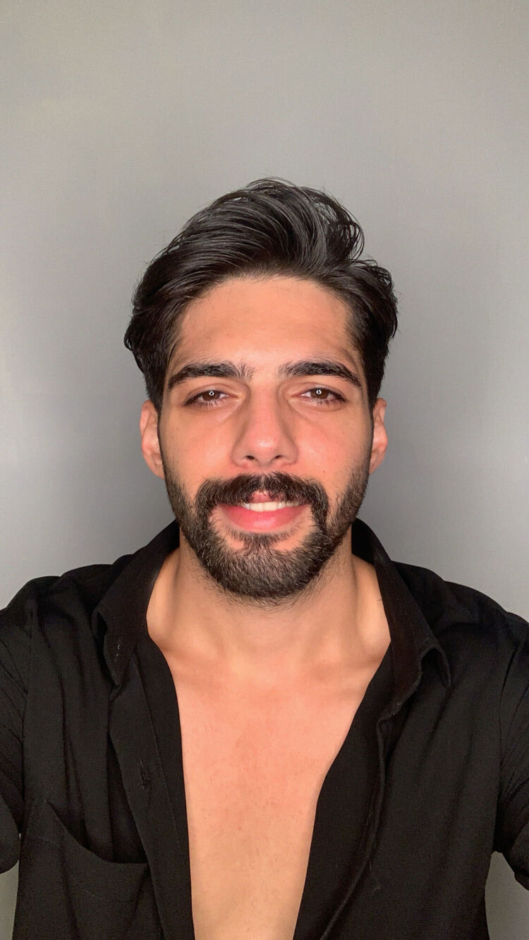  26120346  Muhammad, 28 ,    Acala Del Rio