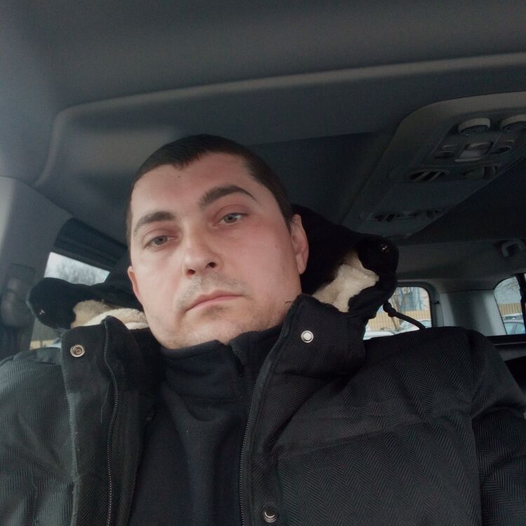  54014856  Igor, 33 ,    