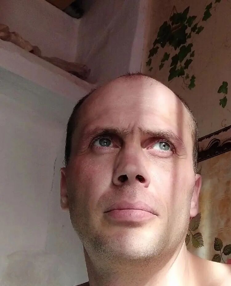  46100126  Sergey, 42 ,    