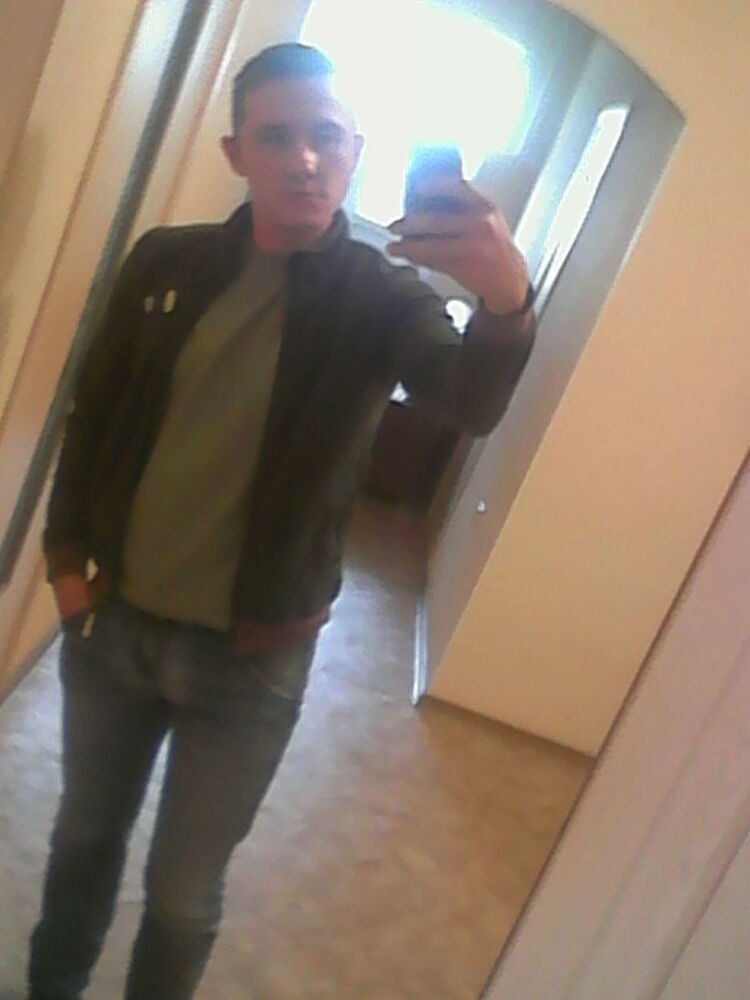 ���� 8192176 ������� ������, 32 ����, ���� ���������� � ������