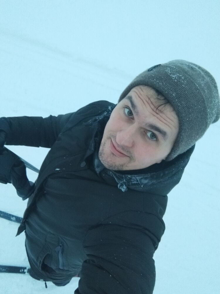  30647276  Igor, 31 ,    -