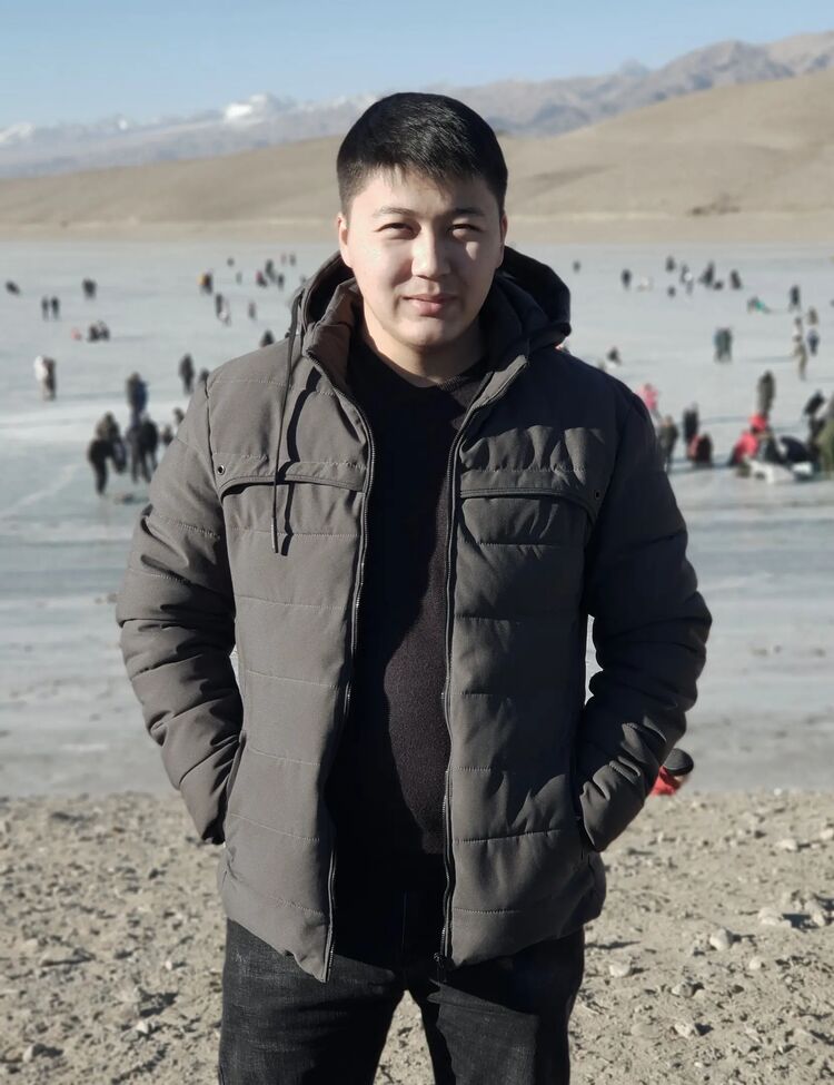  ,   Syimyk, 25 ,   ,   