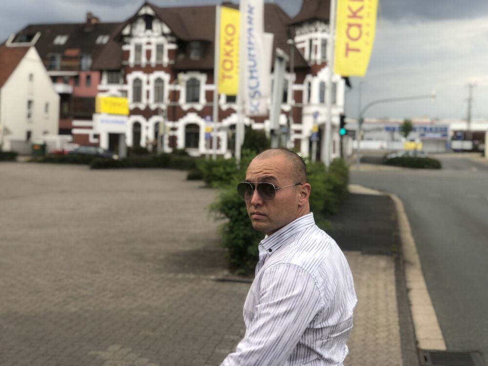  ,   Timur, 32 ,   ,   
