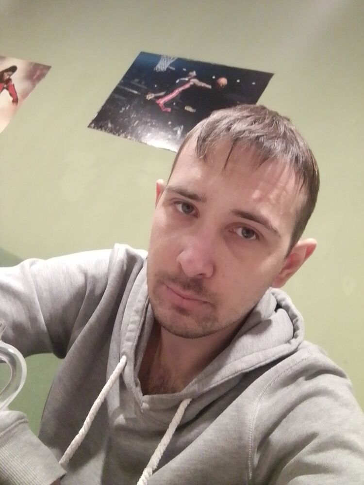  31063996  , 30 ,    