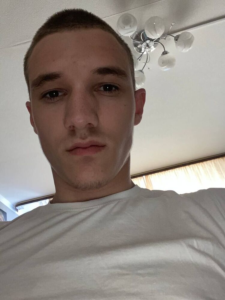  52772306  , 27 ,    