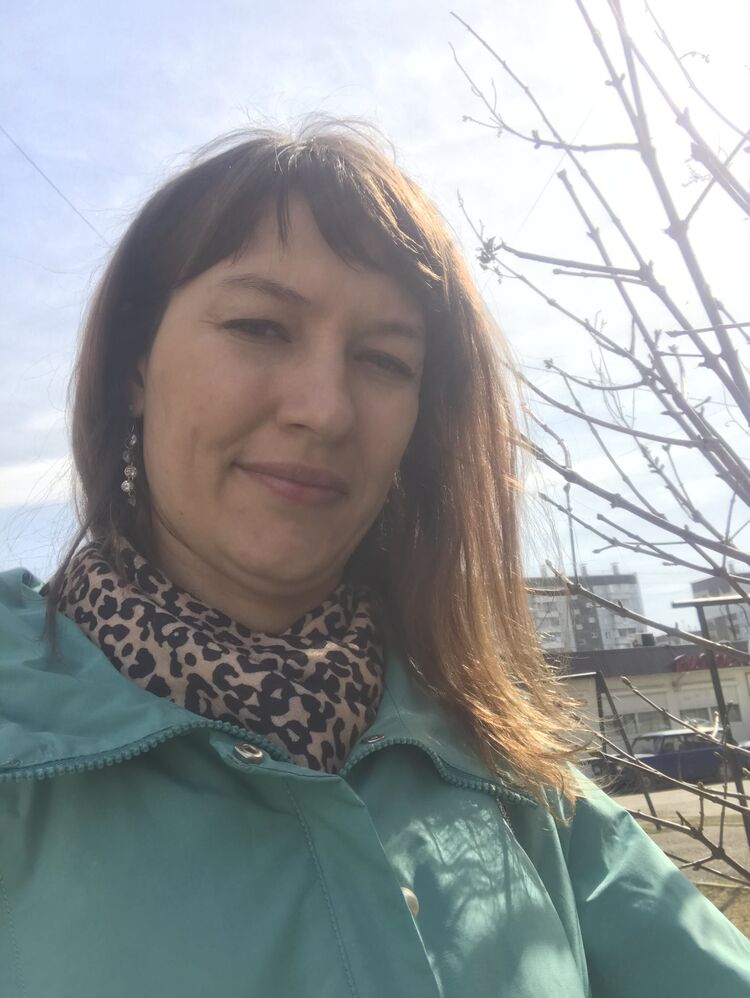  ,   Alena L, 35 ,   ,   