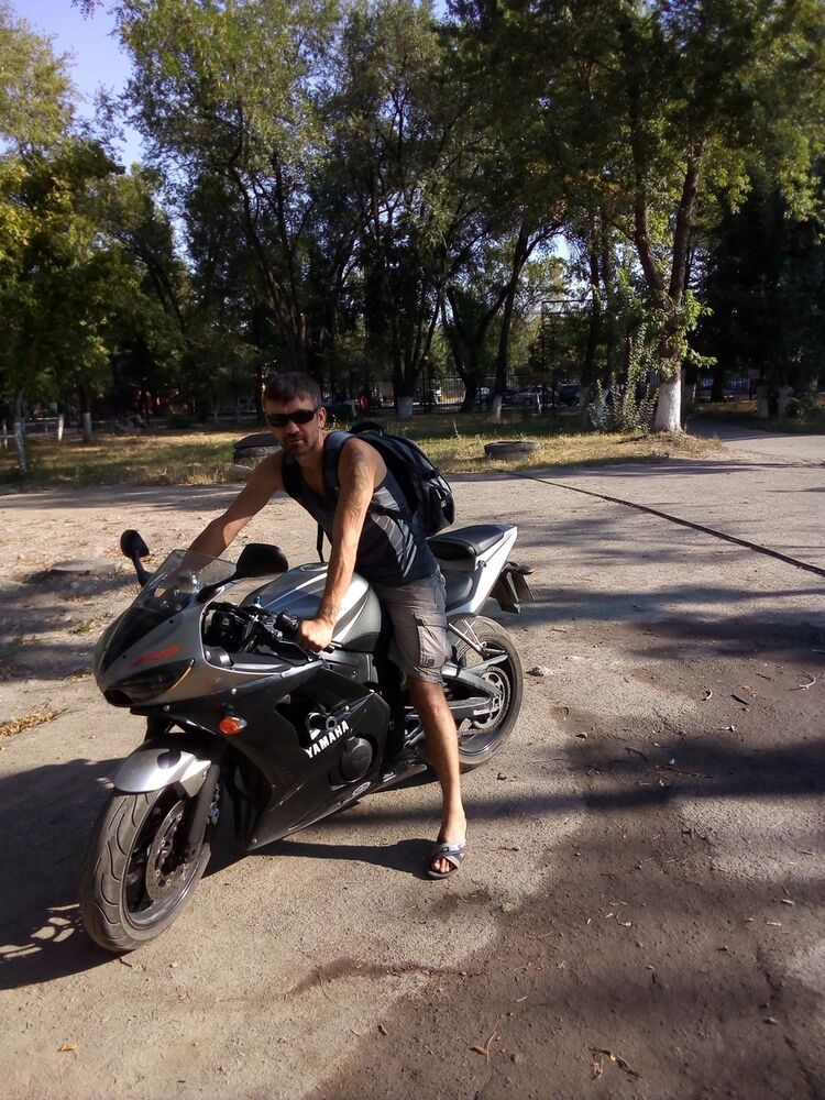  18823696  , 42 ,    