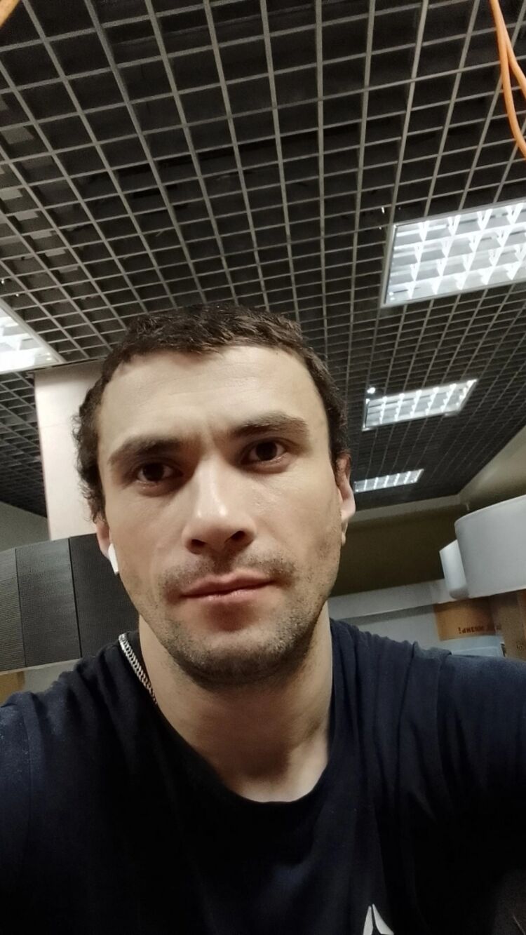  37076106  , 38 ,    
