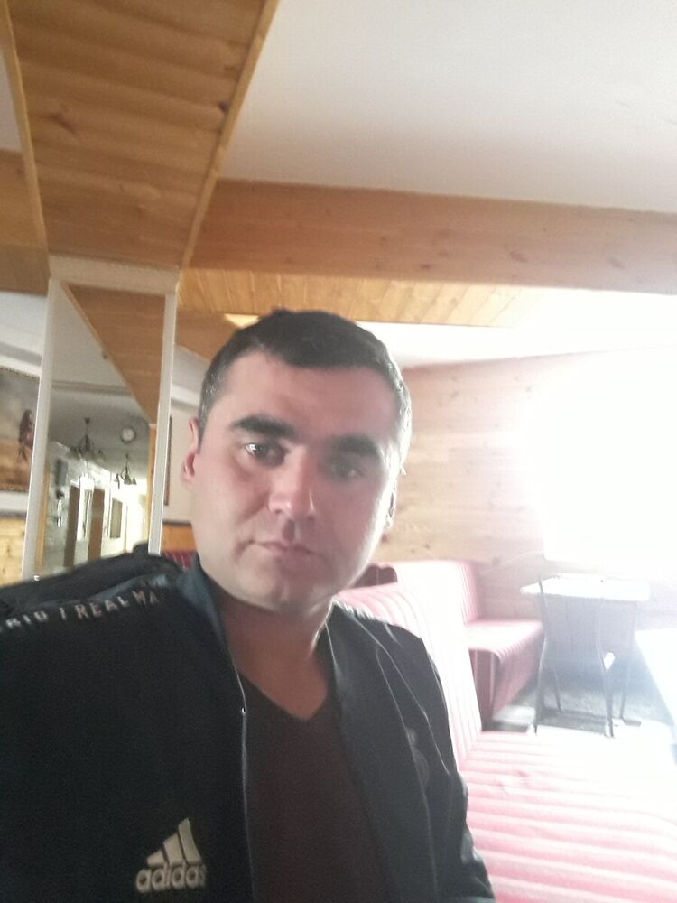  21580656  , 37 ,    