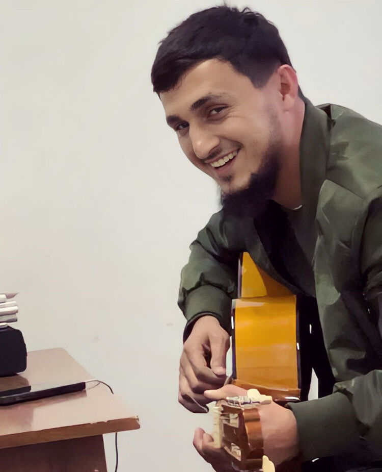 ���� 44572546 ������� Rash, 33 ����, ���� ���������� � ������