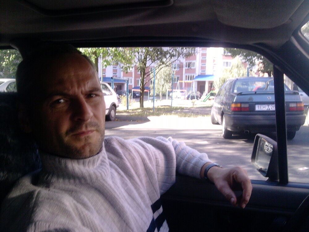  17418086  Pavel, 49 ,    